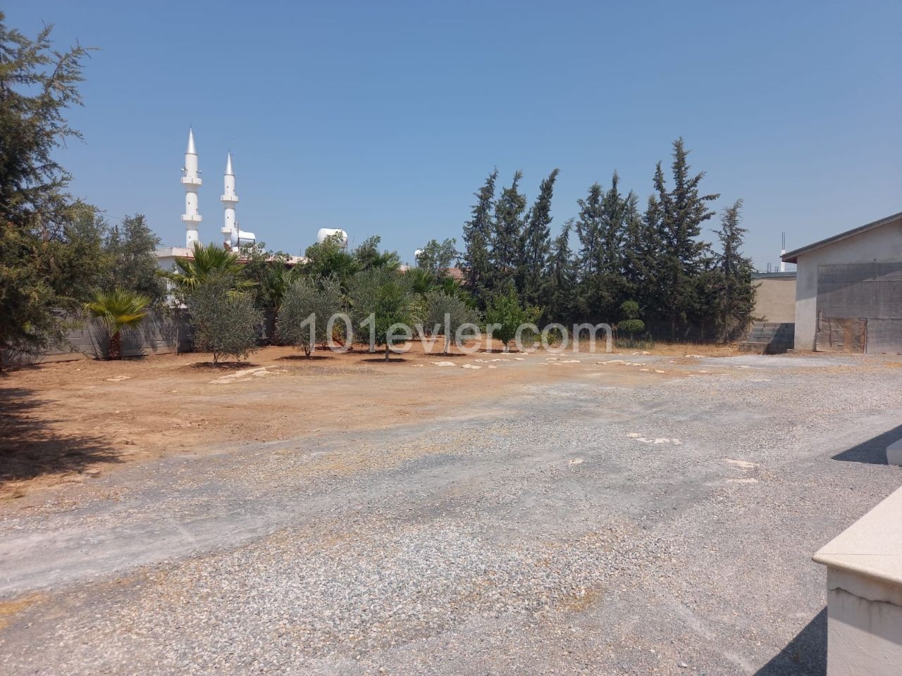 3+1 UNFURNISHED FULLY DETACHED HOUSE FOR SALE IN ALAYKÖY FOR 89,900 pounds (VERY LARGE LAND) ** 