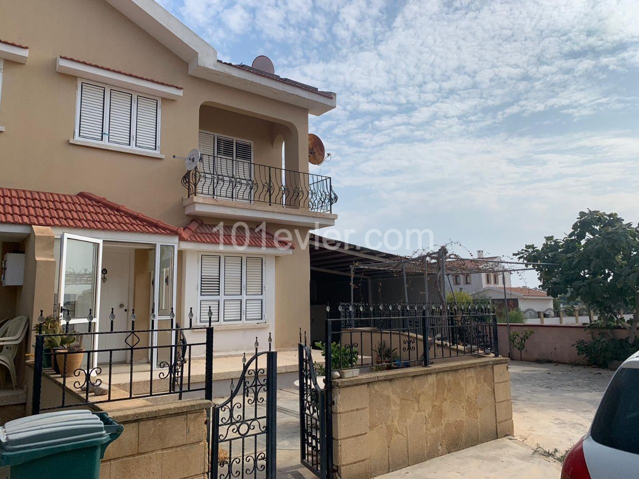 (S-B) Salamis Hotel against 112,900 sterling 3 + 1 equivalent cobbled duplexs for sale DUBLEXS twin villa