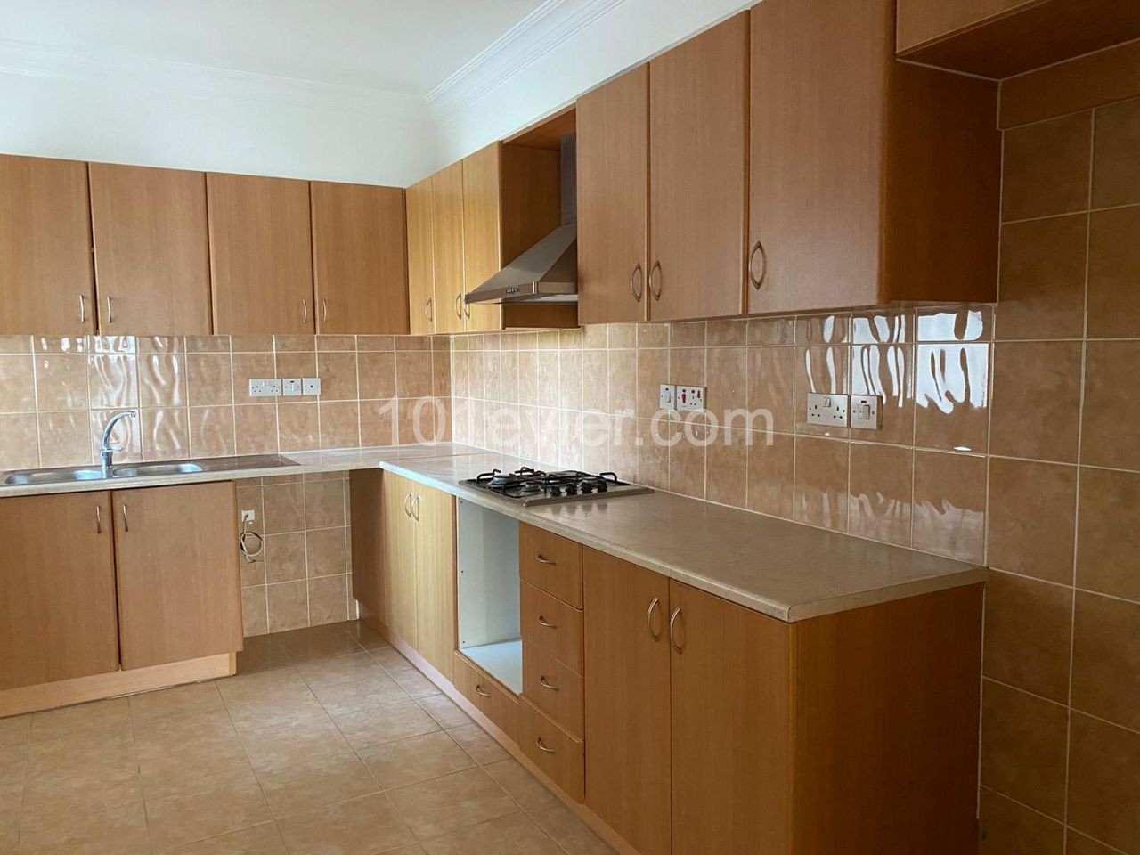 3+1 FLAT FOR SALE IN NICOSIA GÖNYELİ ** 