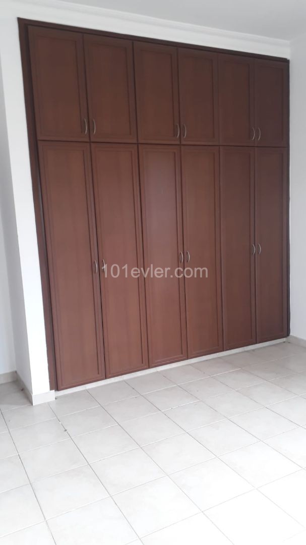 Flat To Rent in Küçük Kaymaklı, Nicosia