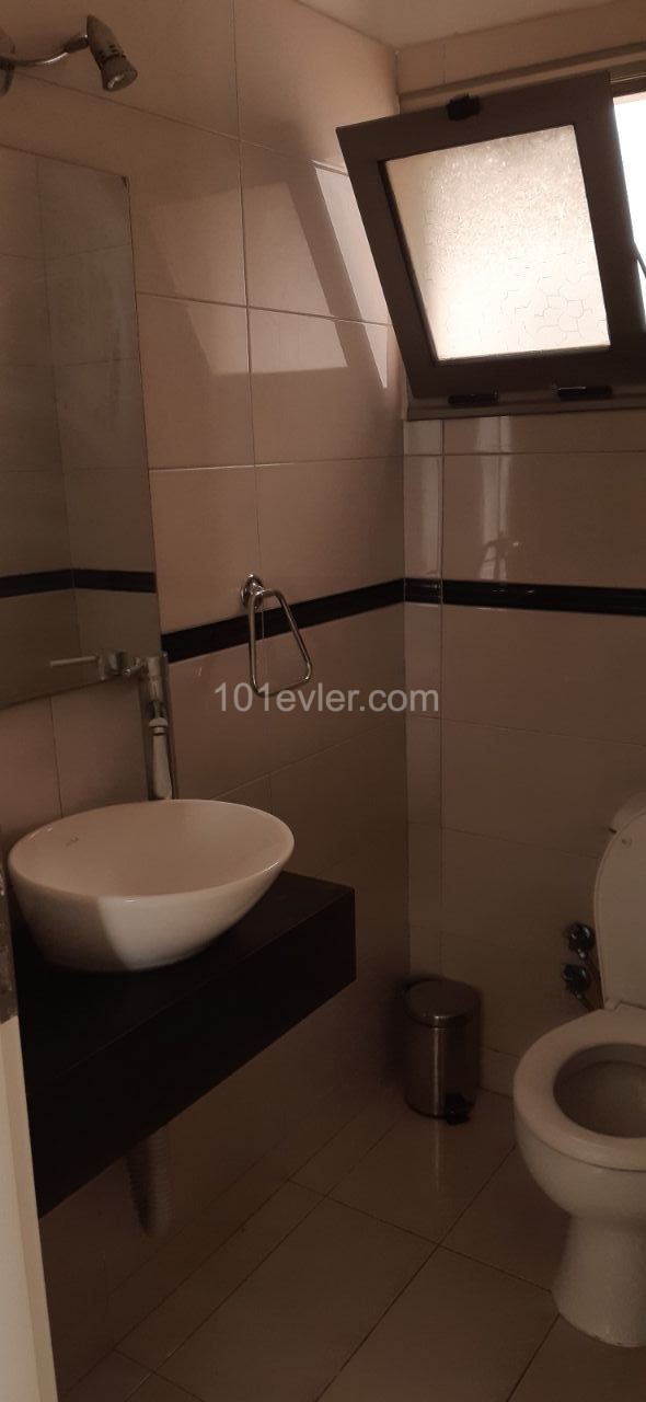 Flat To Rent in Dumlupınar, Nicosia