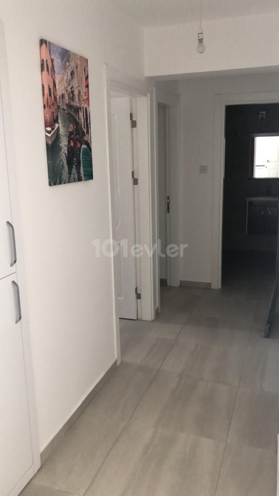 LEFKOŞA YENİKENT'TE 2+1 KİRALIK LÜKS EŞYALI DAİRE                                                                                                                                                                    