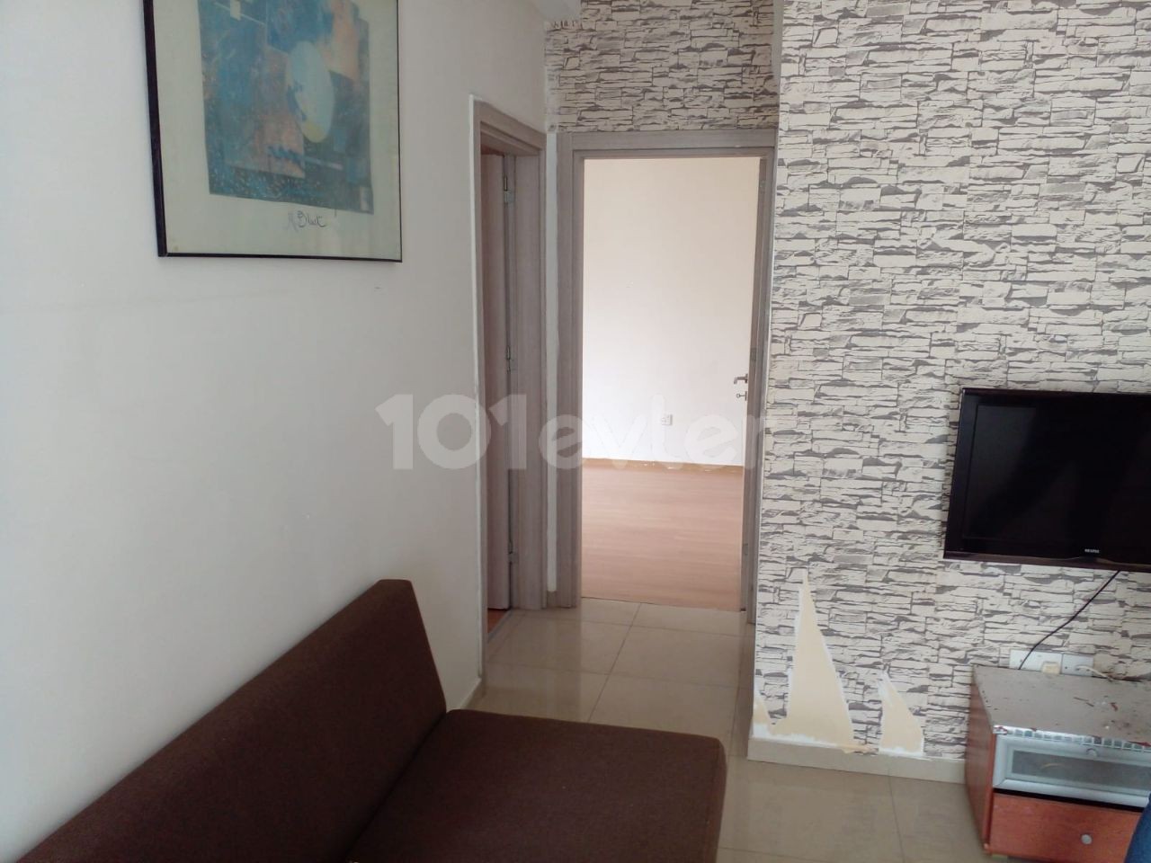 2 +1 FULLY FURNISHED RENTAL APARTMENT IN MITREELI WITH AN ADVANCE PAYMENT OF 4 MONTHS FOR 250 POUNDS STERLING ** 