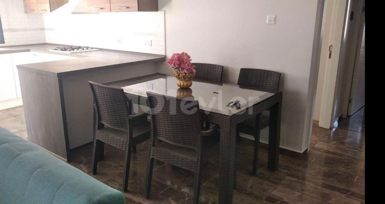  LEFKOŞA KAYMAKLI'DA  LÜKS 2+1 KİRALIK  YENİ EŞYALI ((PENTHOUSE ))  DAİRE 