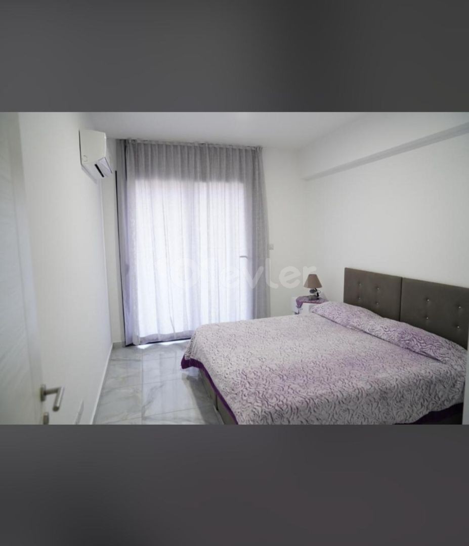 VOLL MÖBLIERTE LUXUS-WOHNUNG ZU VERMIETEN 2+1 IN NIKOSIA MITREIZUNGEN ** 