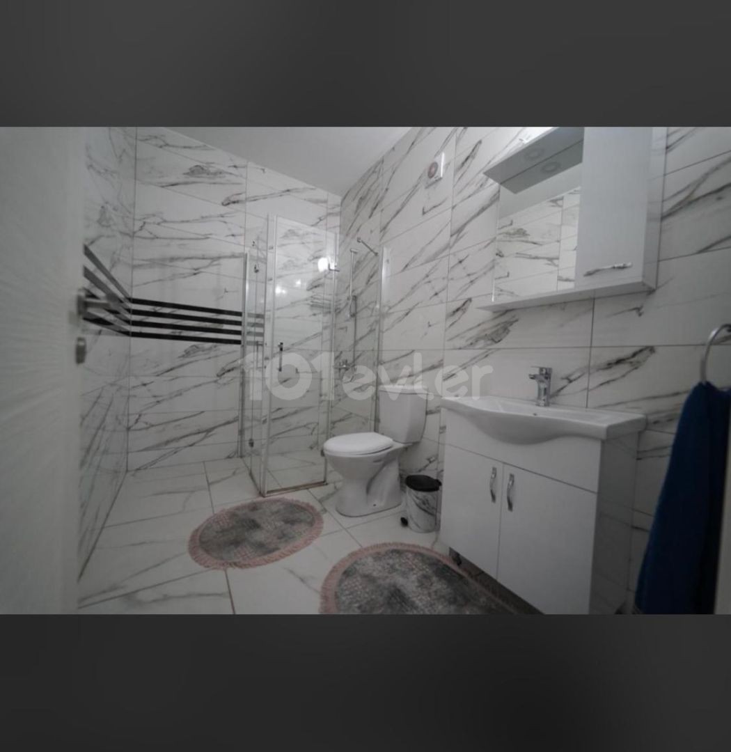  LEFKOŞA GÖNYELİ'DE 2+1 KİRALIK  FULL EŞYALI  LÜKS DAİRE 