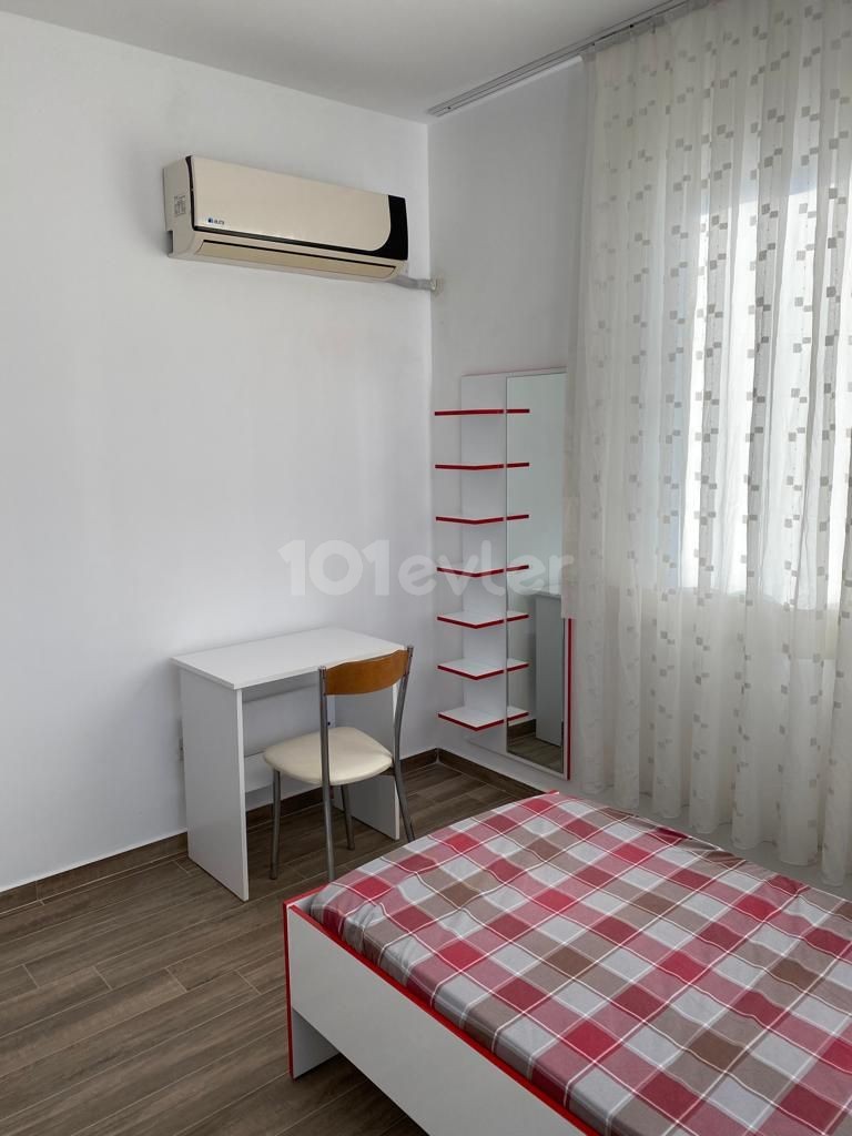 2 + 1 FULLY FURNISHED RENTAL APARTMENT IN GÖNYELI WITH AN ANNUAL ADVANCE PAYMENT OF 370 POUNDS STERLING ** 