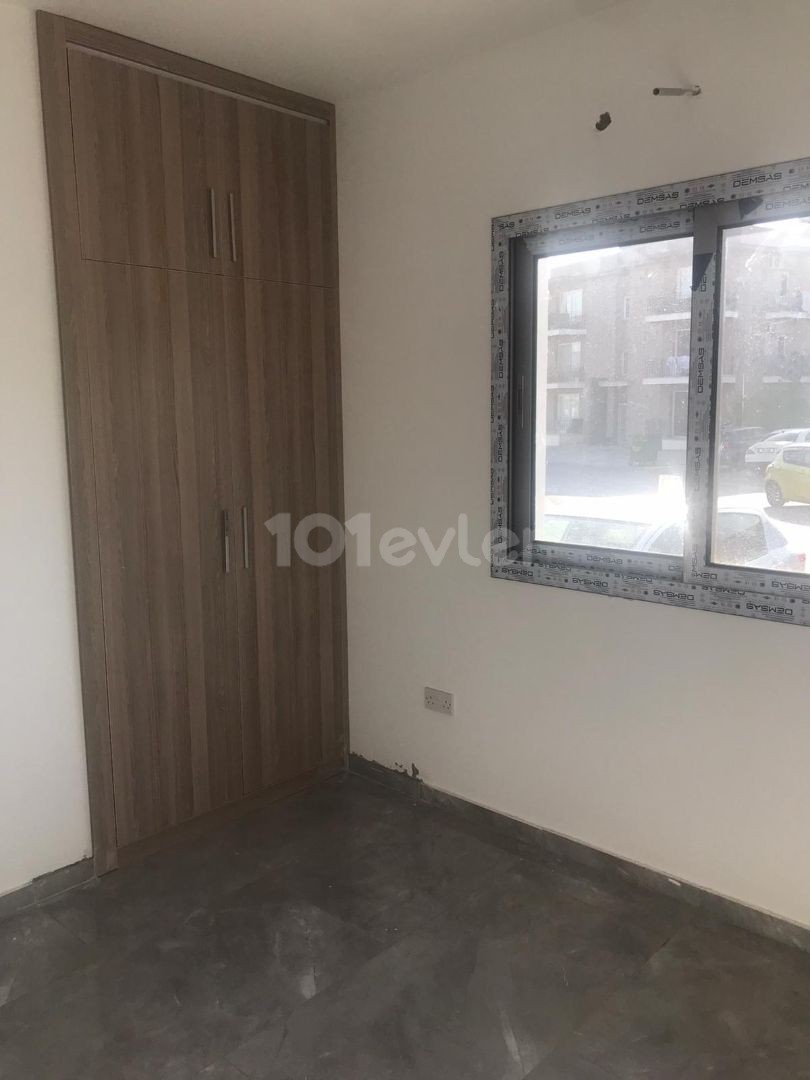 2 + 1 FULLY FURNISHED RENTAL APARTMENT IN HAMITKÖY WITH 350 POUNDS STERLING AND 6 MONTHS ADVANCE PAYMENT ** 