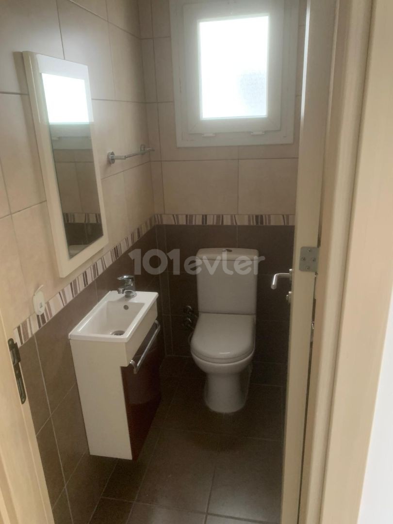 LEFKOŞA KÜÇÜK KAYMAKLI BÖGESİN'DE 3+1 KİRALIK FULL EŞYALI DAIRE 