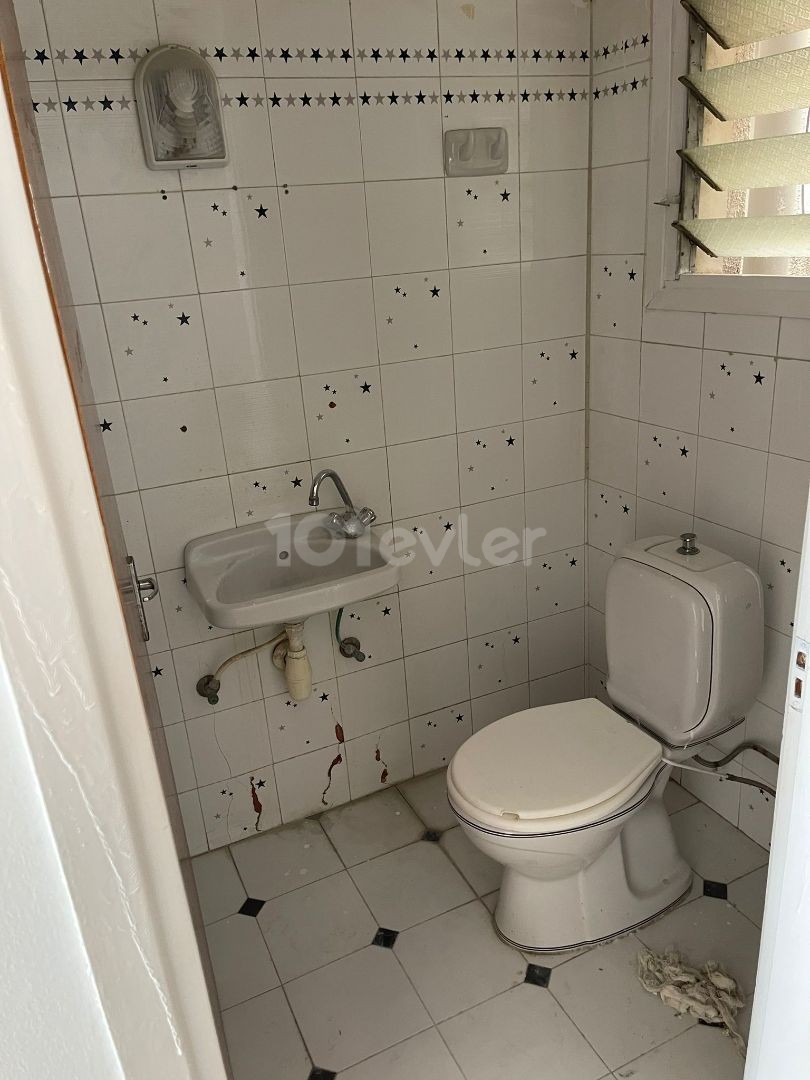 4+ 1 FURNISHED APARTMENT FOR RENT IN THE CENTER OF NICOSIA DEREBOYU (( SUPER LOCATION )) ** 