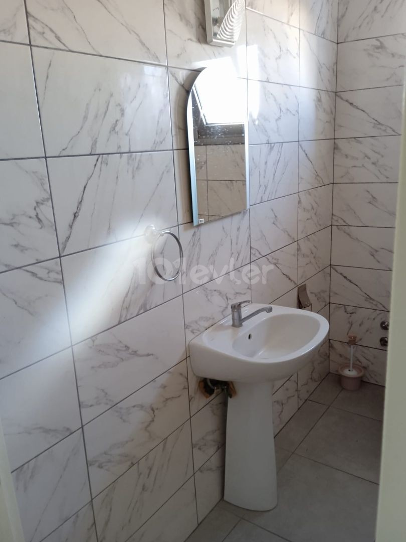 Flat To Rent in Küçük Kaymaklı, Nicosia