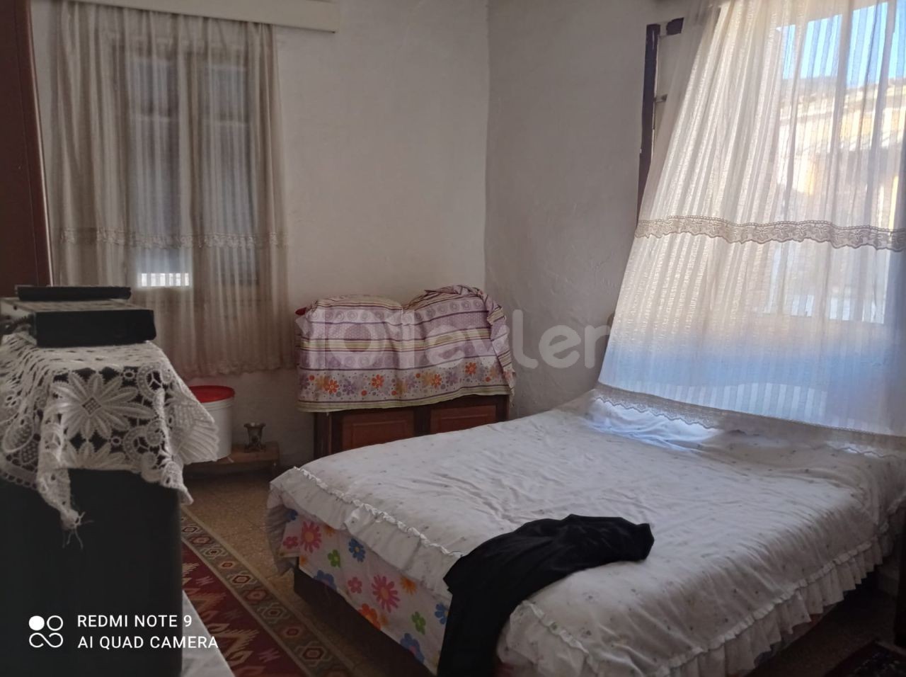 Detached House For Sale in Lefkoşa Surlariçi, Nicosia