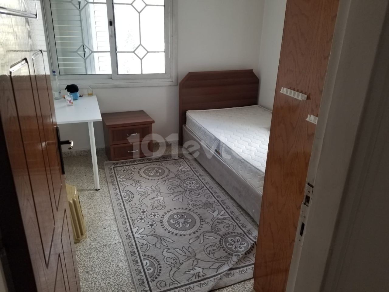 KAYMAKLI'DA 280 STERLİN'E 6 AYLIK ÖDEMELİ 2+1 FULL EŞYALI KİRALIK DAİRE