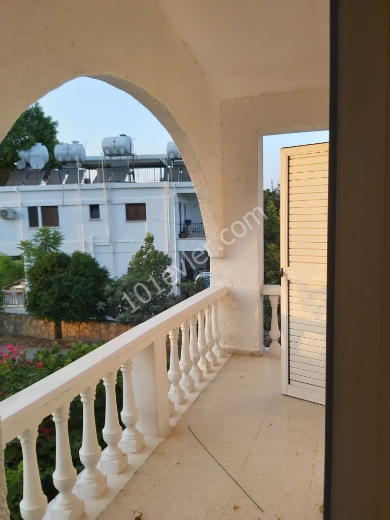 Girne Lapta da 3 yatak odalı villa