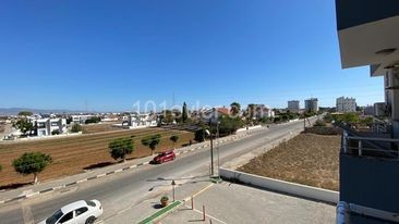 2+1 flat for sale in Doveç parkview complex in Famagusta / Yenibogazici area ** 