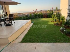 Voll möblierte 3 + 1 Maisonette-Villa in Famagusta / Tuzla ** 