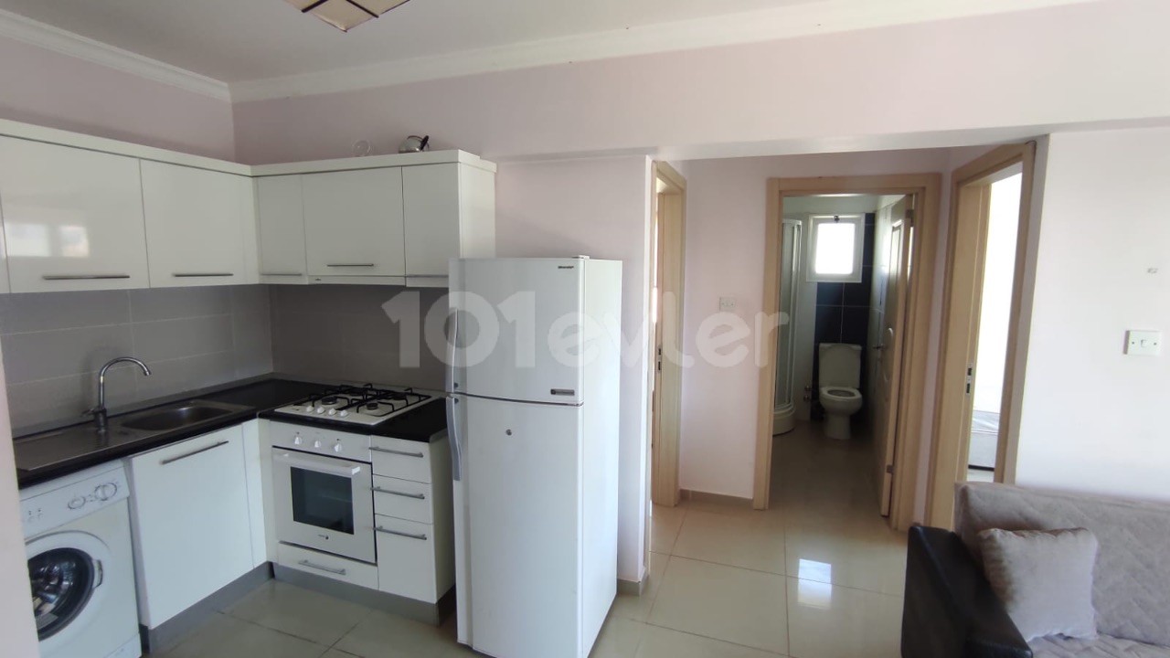 2 + 1 apartment for rent opposite Magusa yeni Lemar ** 