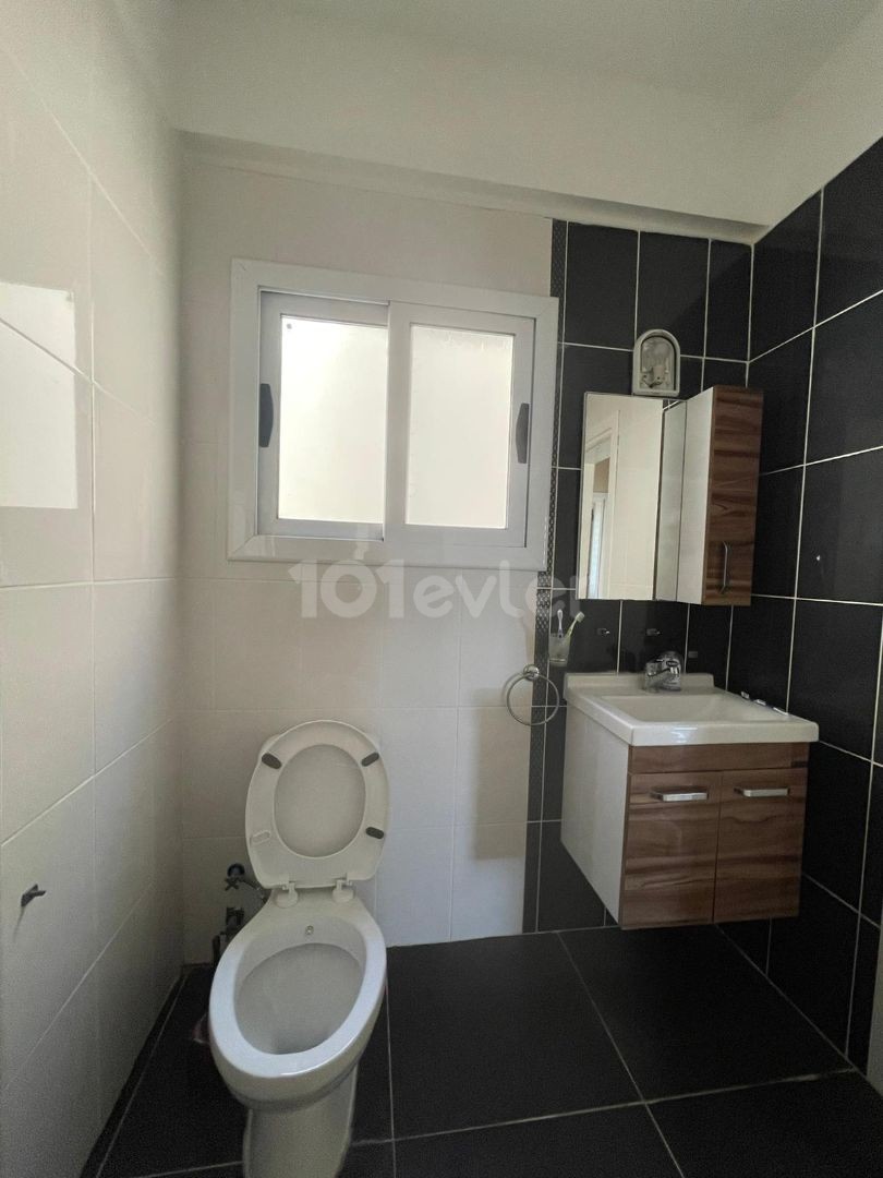 Famagusta,Yeni bogazici, Satılık 3+1 Daire