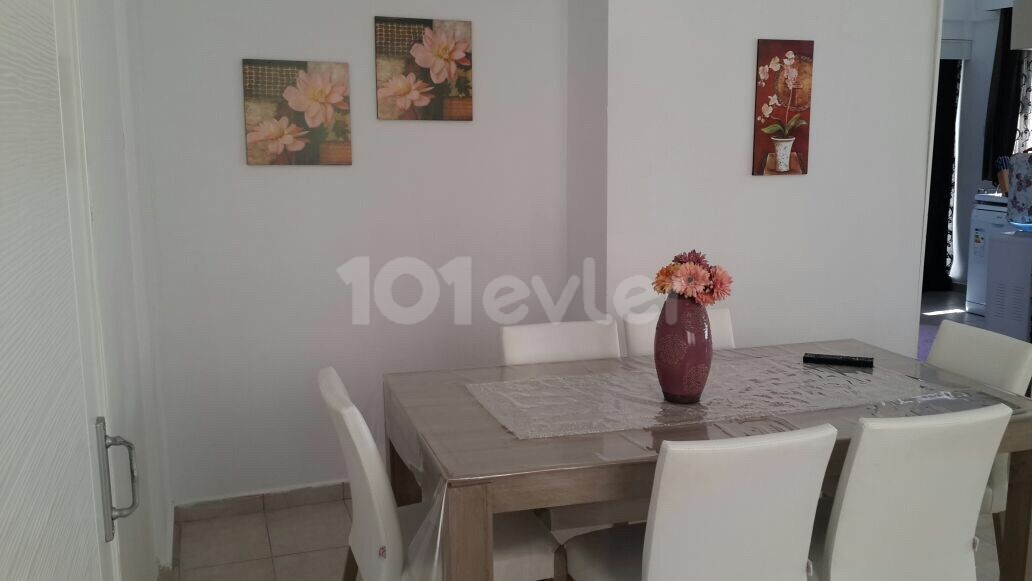 2+1 ОРТАКЕЙ ЛЕМАРА ПРОДАЕТСЯ В 200 МЕТРАХ (FOR SALE AN APARTMENT IN ORTAKOY) ** 