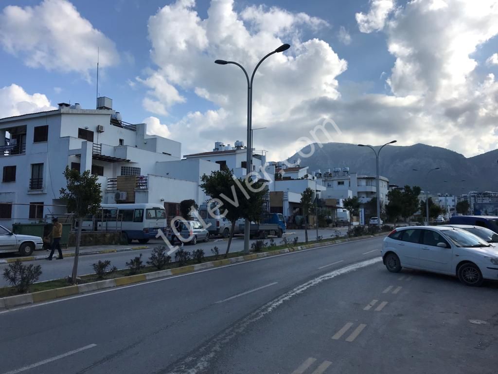 Магазин Продается in Girne Merkez, Кирения