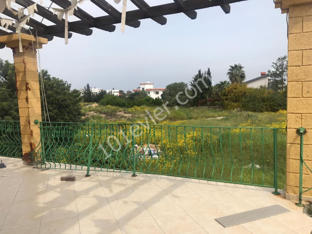 COMMERCIAL REAL ESTATE FOR RENT IN THE BELLAPAIS DISTRICT OF KYRENIA, TRNC ** 