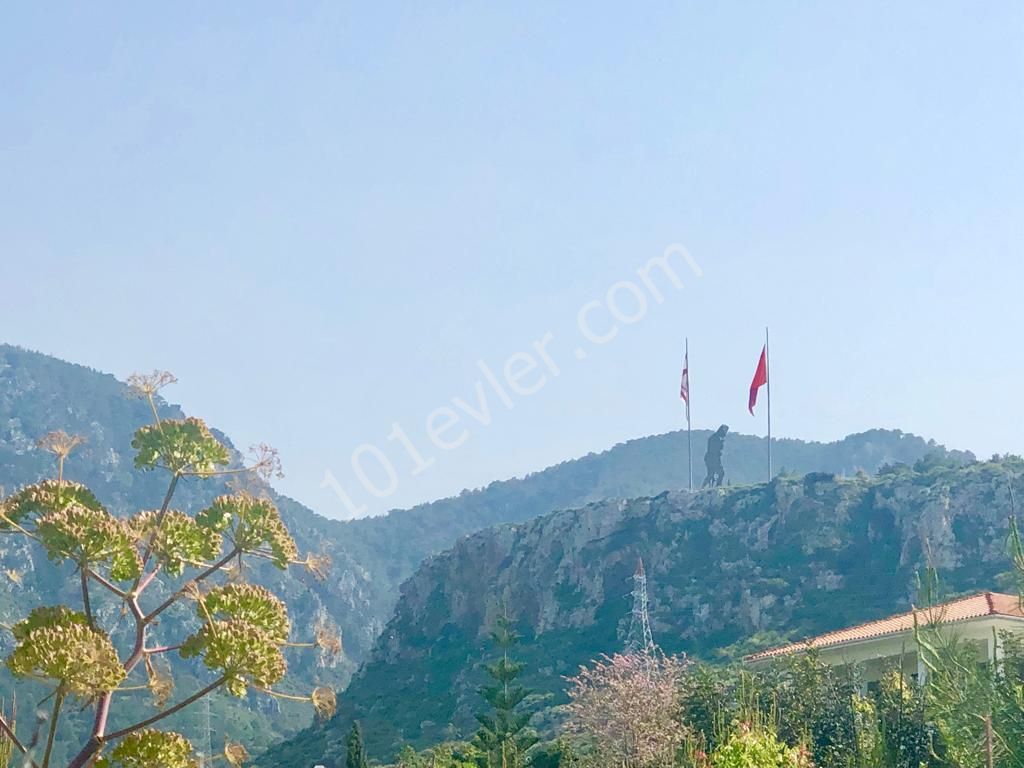 منطقه مسکونی برای فروش in Yukarı Girne, گیرنه