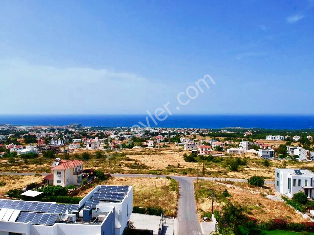 Residential Zoned Plot For Sale in Çatalköy, Kyrenia