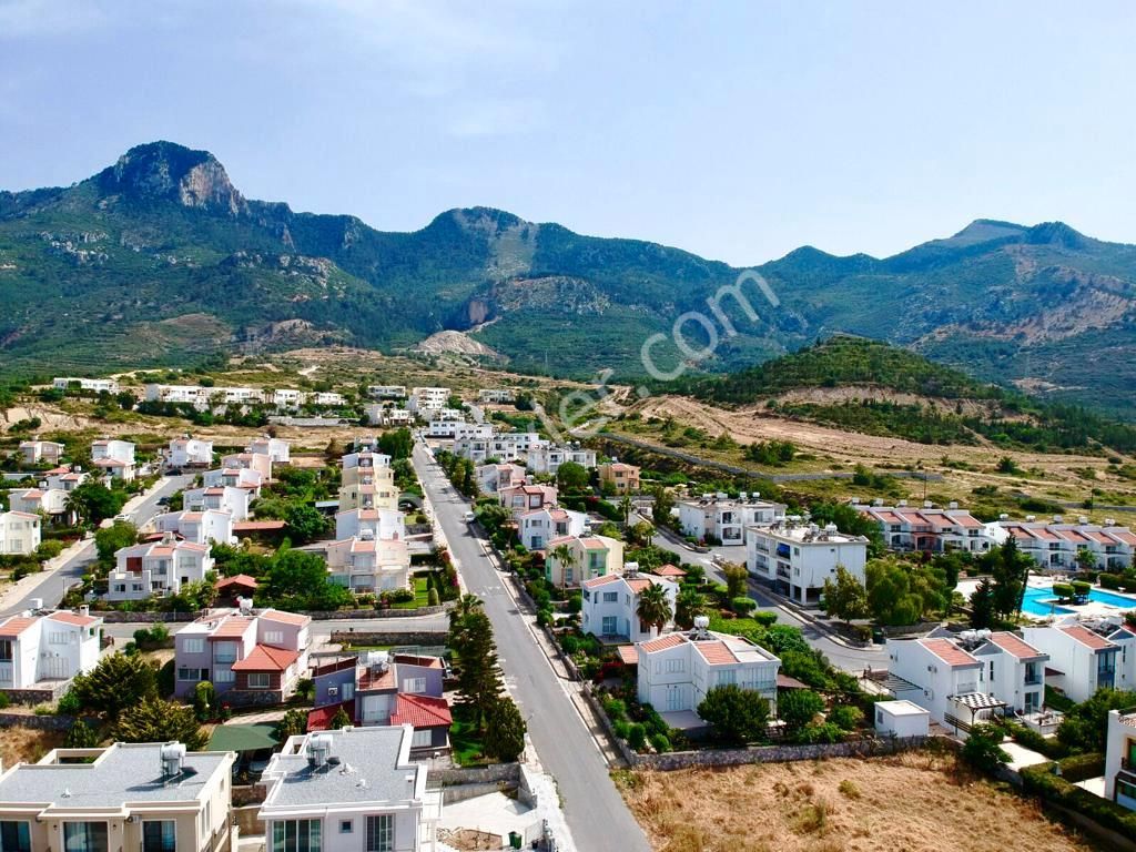 Residential Zoned Plot For Sale in Çatalköy, Kyrenia