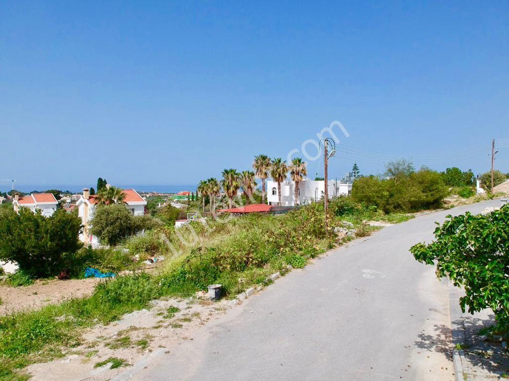 LAND FOR SALE IN KYRENIA OZANKOY REGION OF THE TRNC ** 