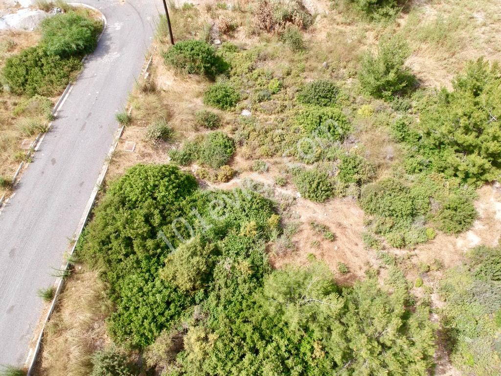 Residential Zoned Plot For Sale in Çatalköy, Kyrenia