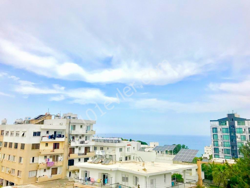 Flat To Rent in Girne Merkez, Kyrenia