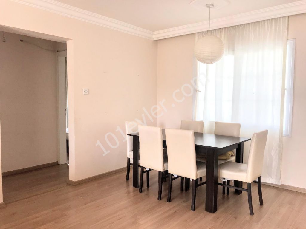 KKTC GİRNE MERKEZDE SATILIK 2+1 DAİRE