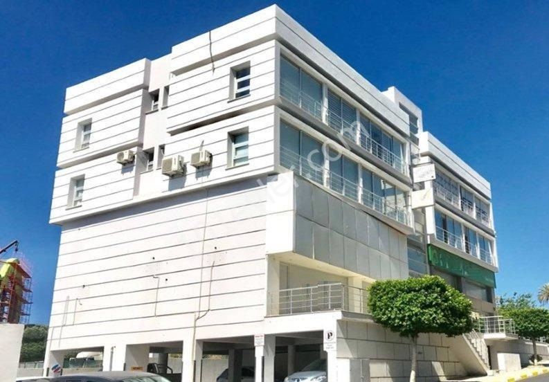 Girne'nin Merkezinde Kiralık 2+1 Ofis