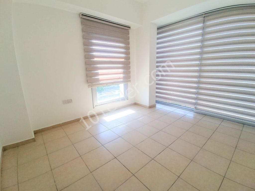 Girne'nin Merkezinde Kiralık 2+1 Ofis