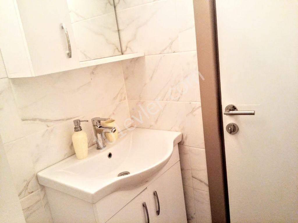 Flat To Rent in Girne Merkez, Kyrenia