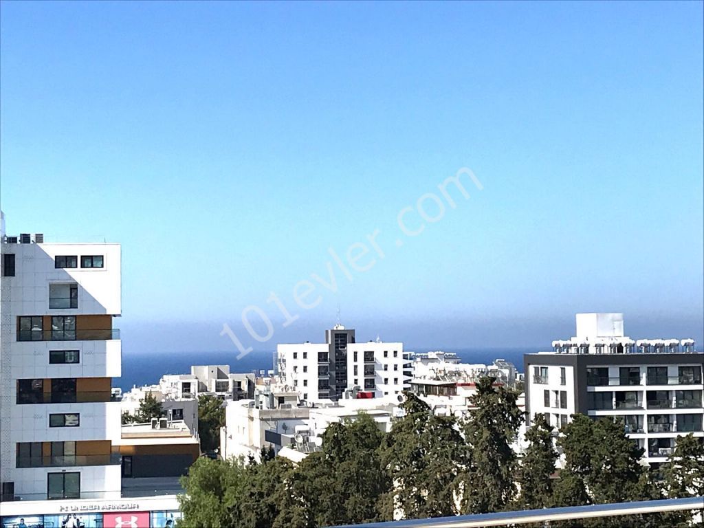 KKTC GİRNE'NİN KALBİNDE KİRALIK FULL EŞYALI 1+1 PENTHOUSE