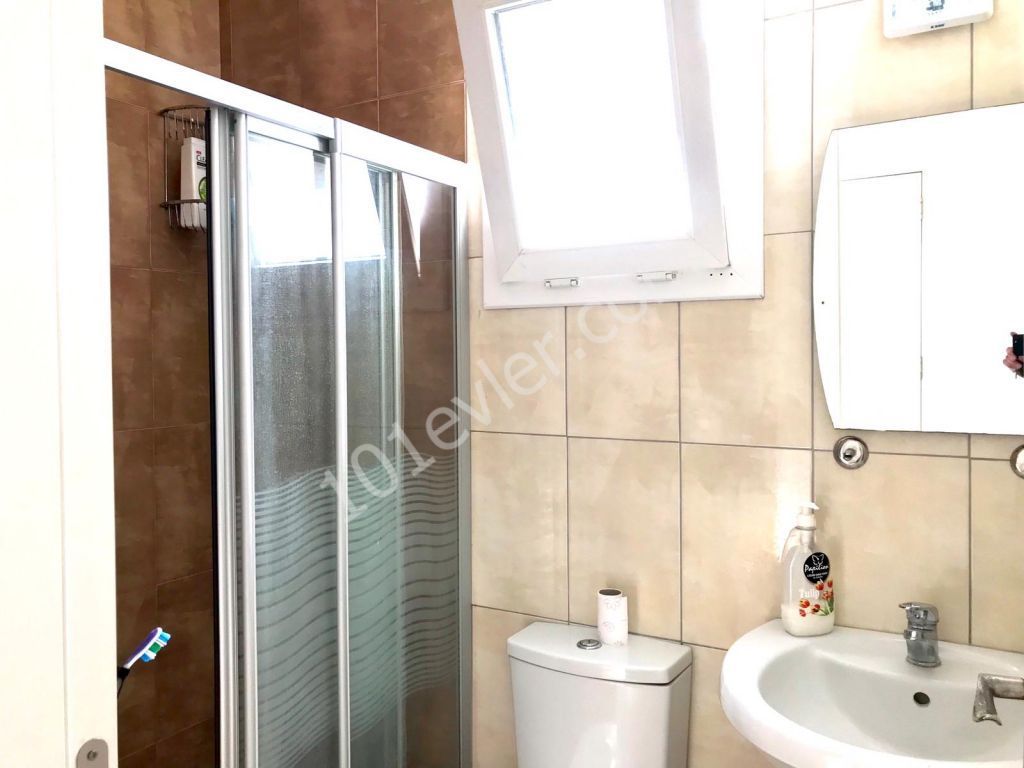 KKTC GİRNE'NİN KALBİNDE KİRALIK FULL EŞYALI 1+1 PENTHOUSE