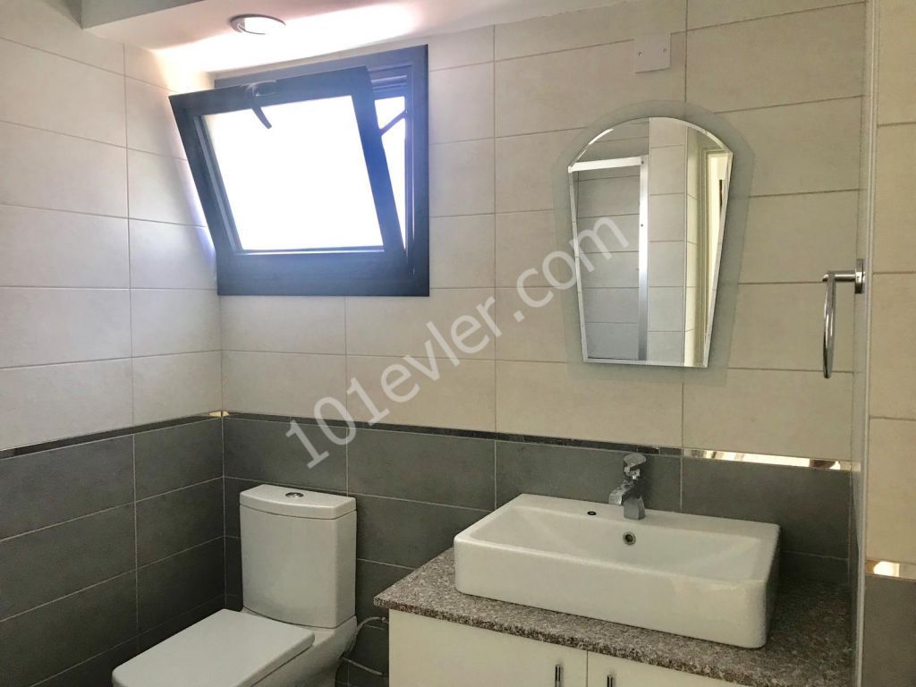 Flat To Rent in Girne Merkez, Kyrenia