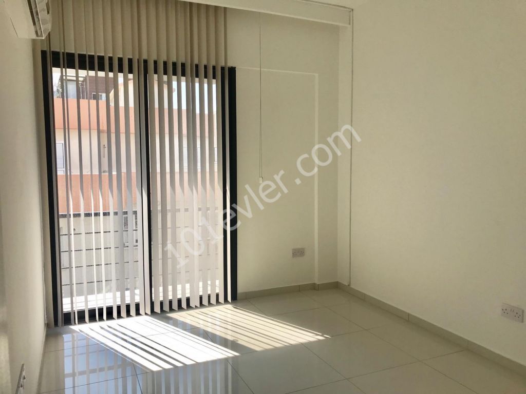 Flat To Rent in Girne Merkez, Kyrenia