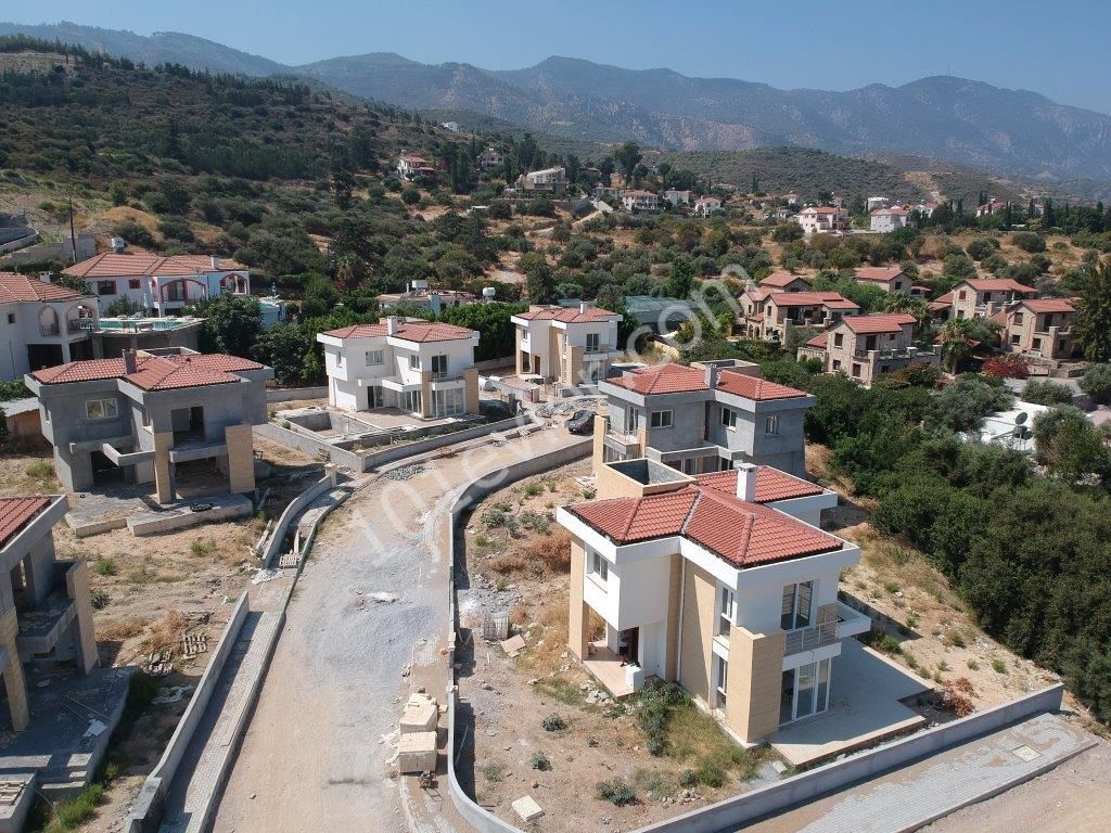 Villa For Sale in Yeşiltepe, Kyrenia