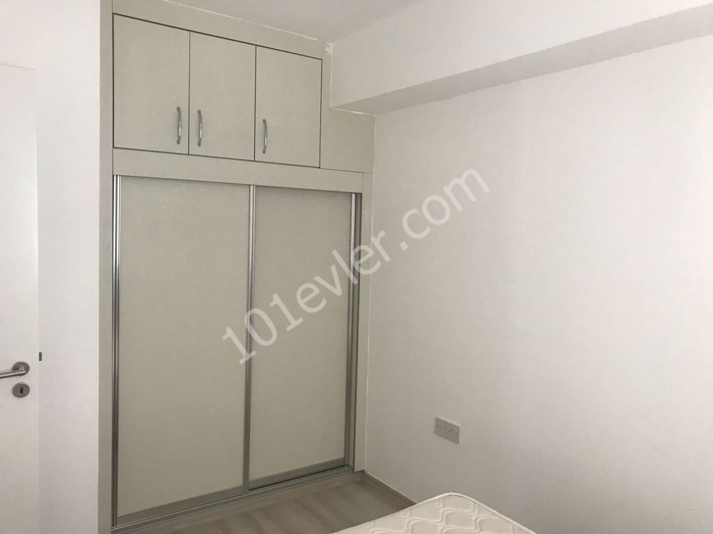  KKTC GİRNE MERKEZDE TÜRK TAPULU  2+1 SATILIK DAİRE!