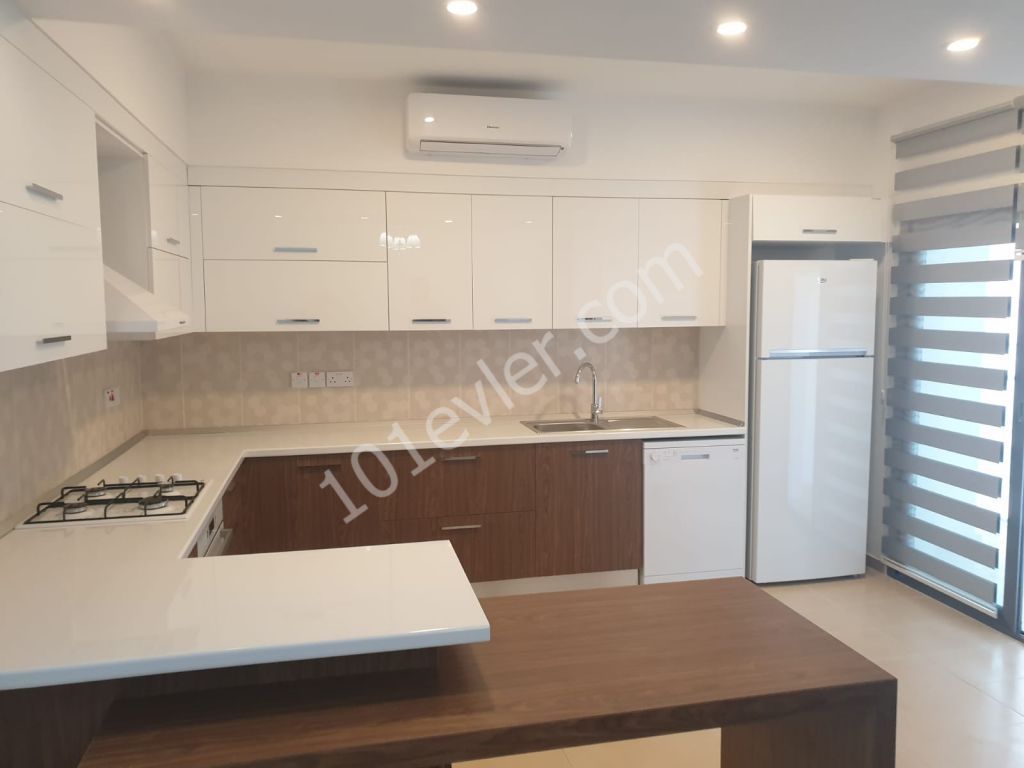 KKTC GİRNE MERKEZDE KİRALIK FULL EŞYALI 3+1 MODERN DAİRE 