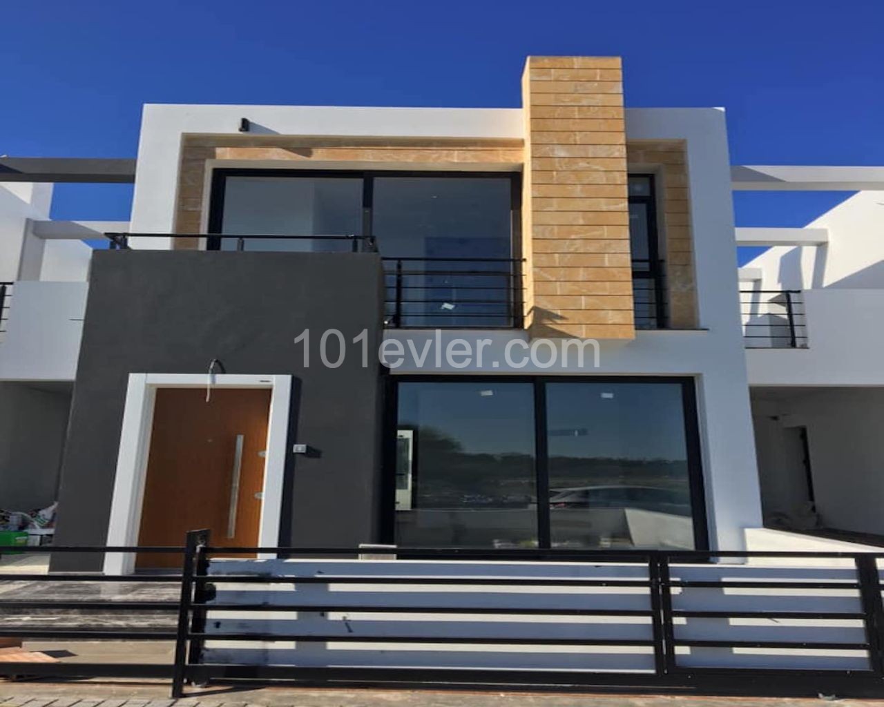 DUPLEX TWIN VILLAS FOR SALE READY FOR DELIVERY IN KYRENIA OZANKOY, TRNC ** 