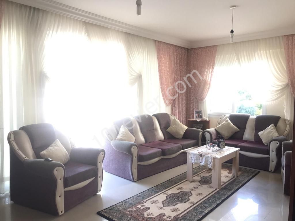 Flat For Sale in Girne Merkez, Kyrenia