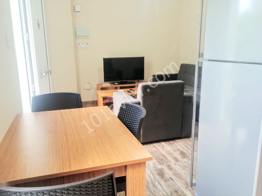 Flat To Rent in Karaoğlanoğlu, Kyrenia