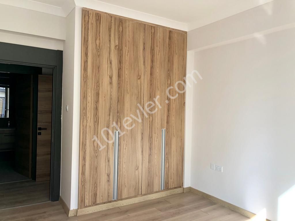 KKTC GİRNE MERKEZDE SATILIK 3+1 DAİRE