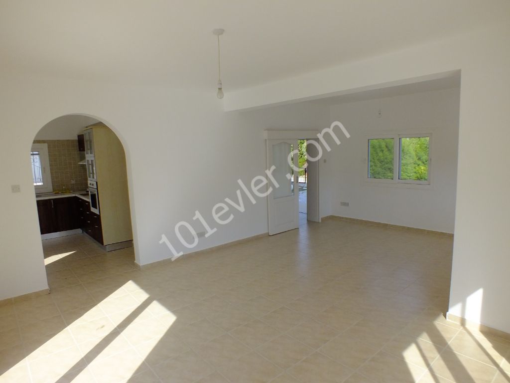 Villa To Rent in Yeşiltepe, Kyrenia