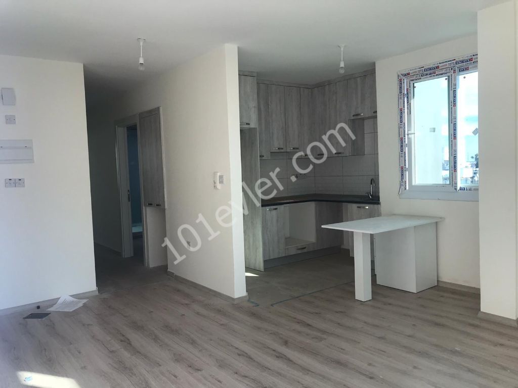 KKTC GİRNE MERKEZDE  2+1 SATILIK PENTHOUSE