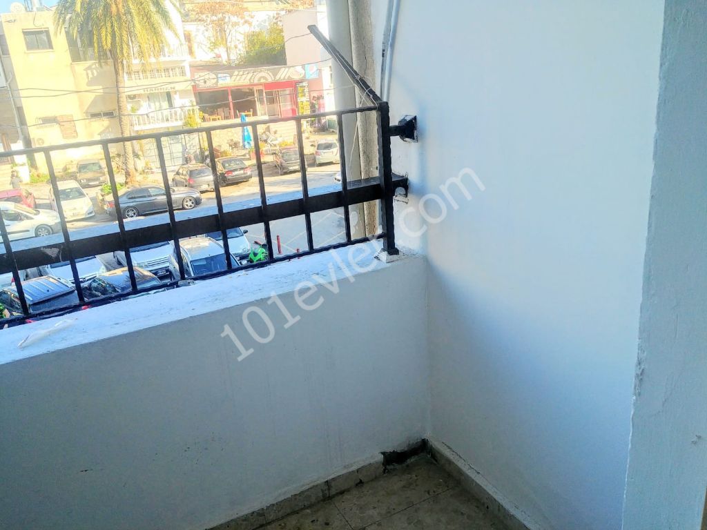 Flat To Rent in Girne Merkez, Kyrenia