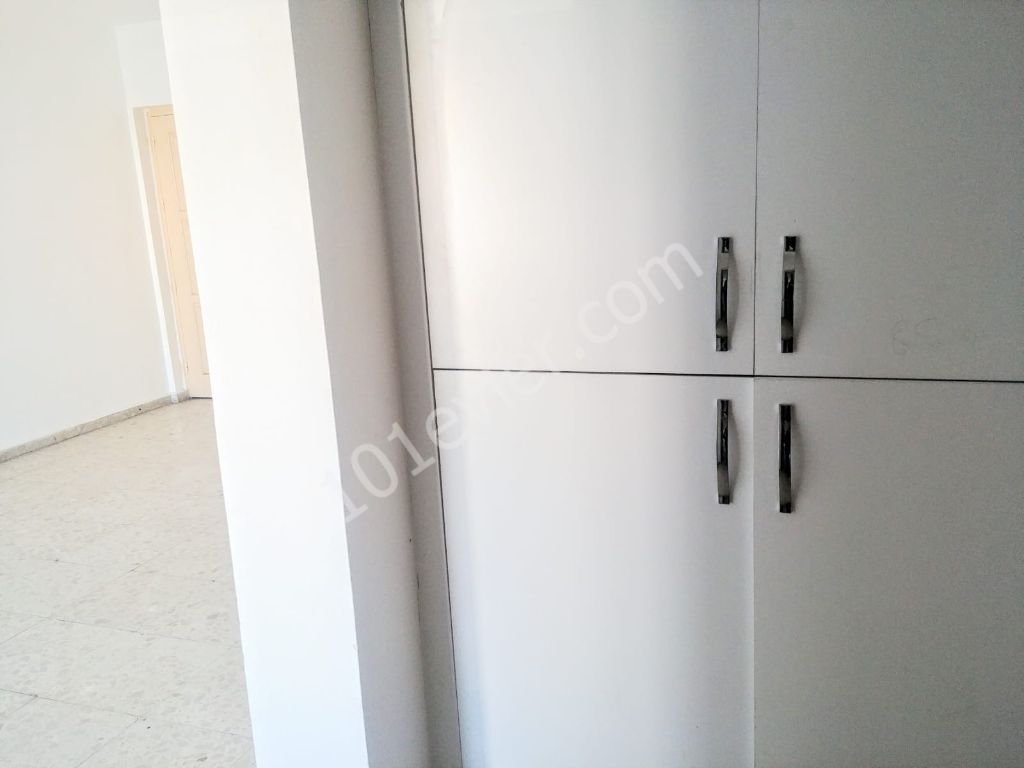 Flat To Rent in Girne Merkez, Kyrenia